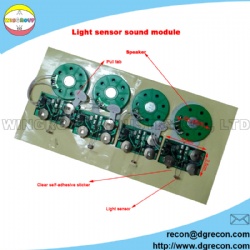 Light sensor sound module for greeting cards